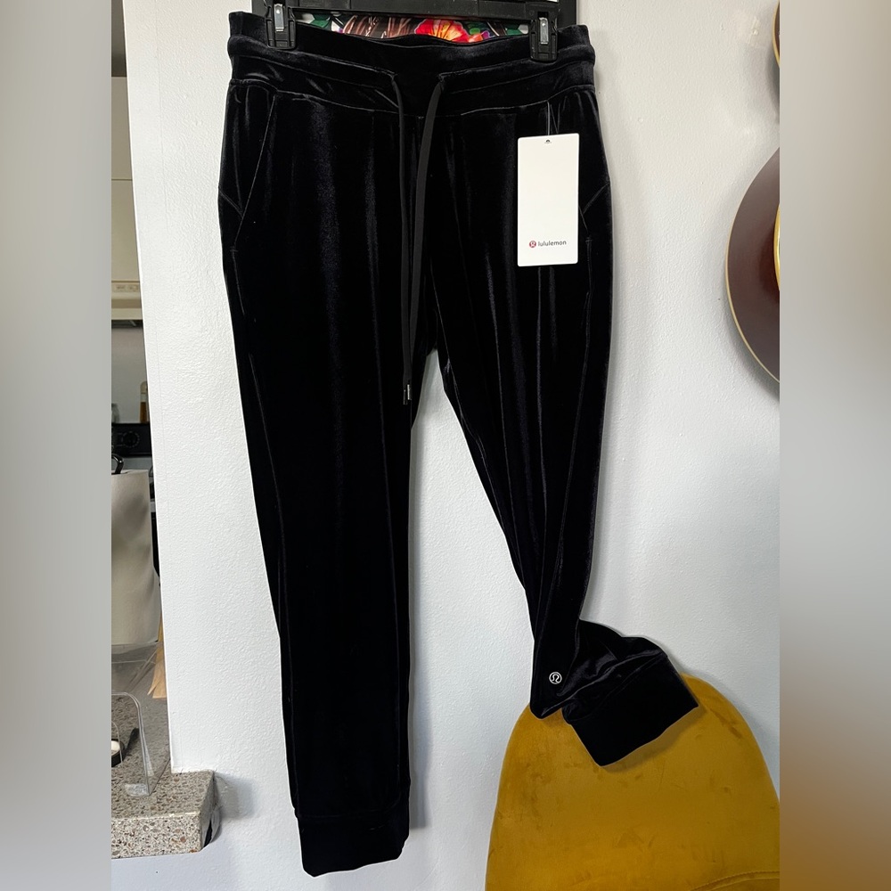 BNWT Lululemon • 8 • Ready to Crush HR Jogger Crop - Picture 5 of 9